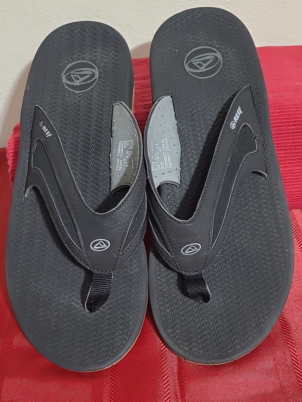 Reef Black and Gray Men's Flip Flop Sandals